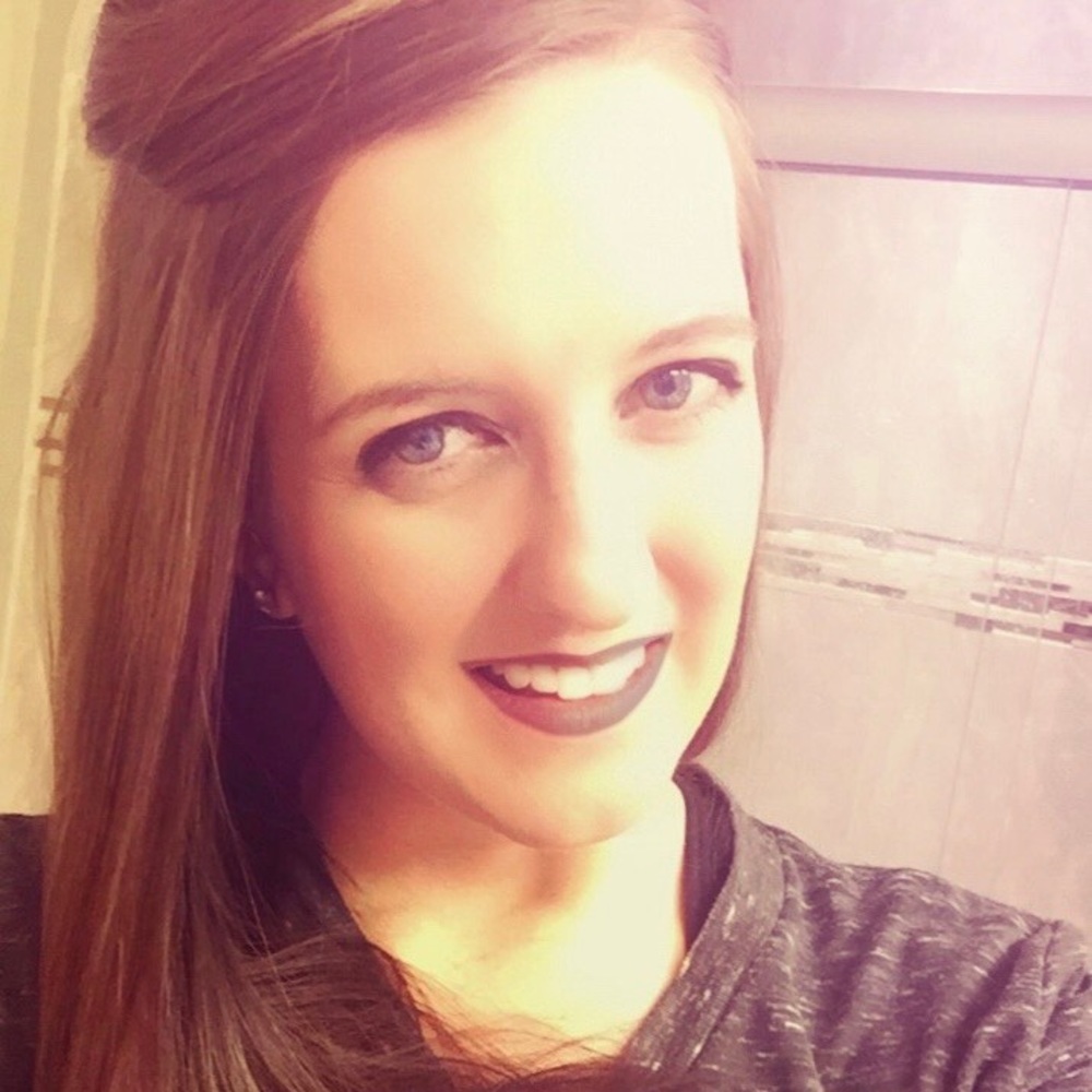 Meet your Posher, Andrea